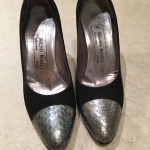 Bruno Magli black velvet with silver toe size 7.5